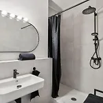 Schicke Grosse Ronsdorf- Naehe Dus & Dortmund & Koeln & Essen Apartamento
