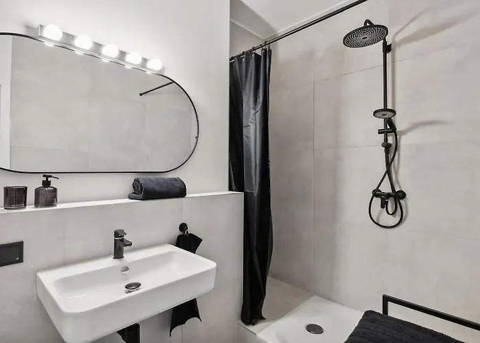 Schicke Grosse Ronsdorf- Nähe Dus&dortmund&köln&essen Apartment