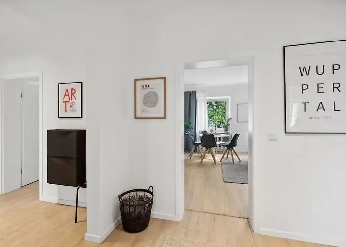 Apartment Schicke Grosse Ronsdorf- Nähe Dus&dortmund&köln&essen *