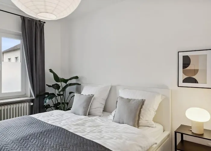 Schicke Grosse Ronsdorf- Nähe Dus&dortmund&köln&essen